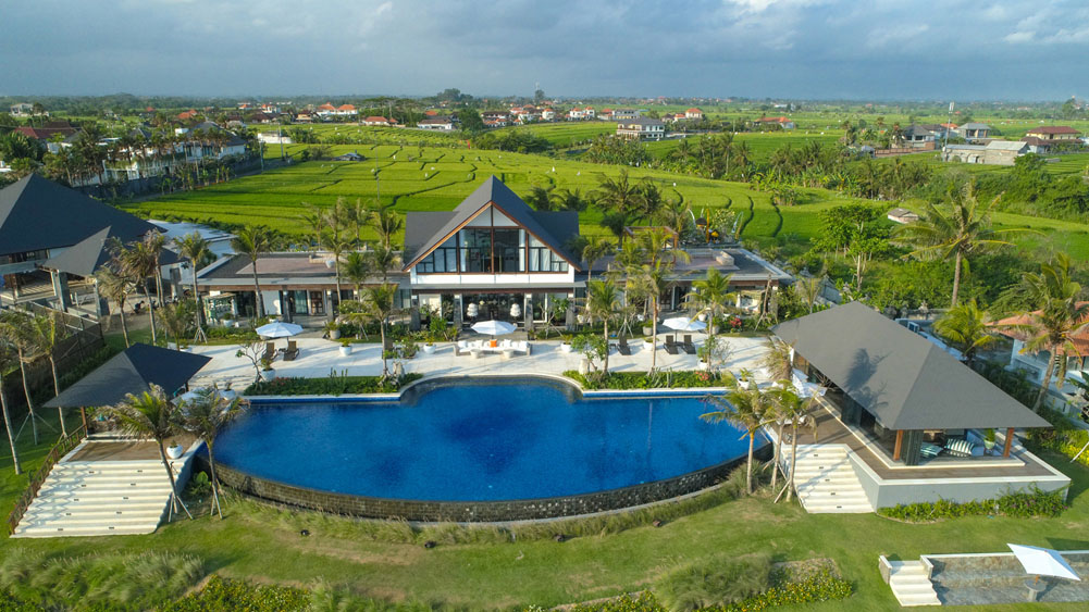 Tirtha Bayu Villa II - Aerial view from the ocean